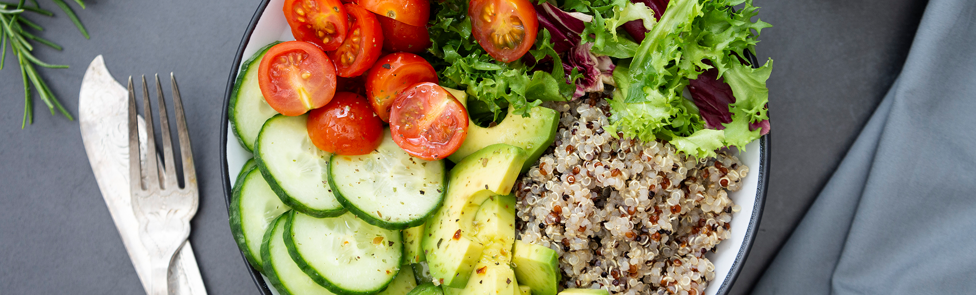 Hladna salata od kvinoje i povrća